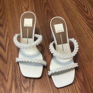Pearl Dolce Vita heels- NEVER WORN